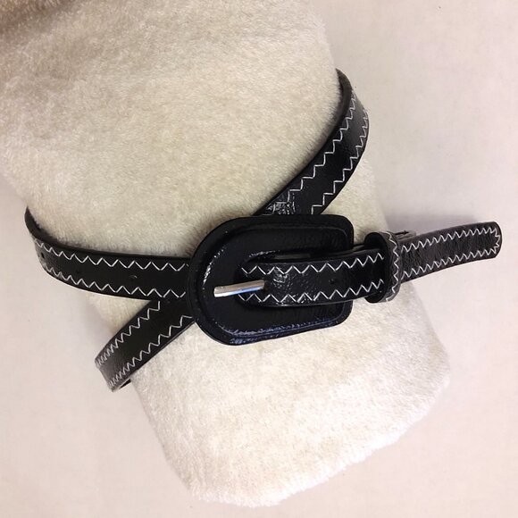 NWT Chic Black Faux Leather Fashion Belt with Buckle for Women’s Dress Skirt - Picture 3 of 9